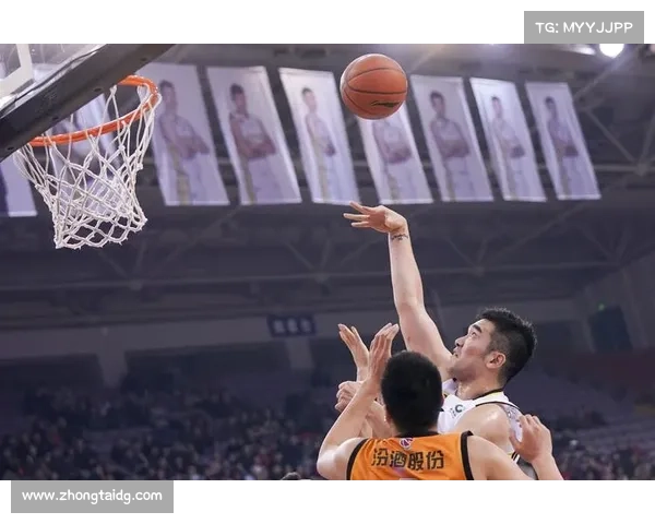 布朗大显身手提升篮球比赛表现的关键技巧与策略分析